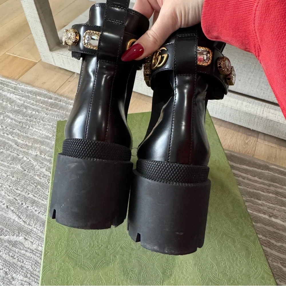 LIKE NEW Gucci Trip Embellished Block Heel Chelsea Boots, Size 38 - Picture 12 of 13